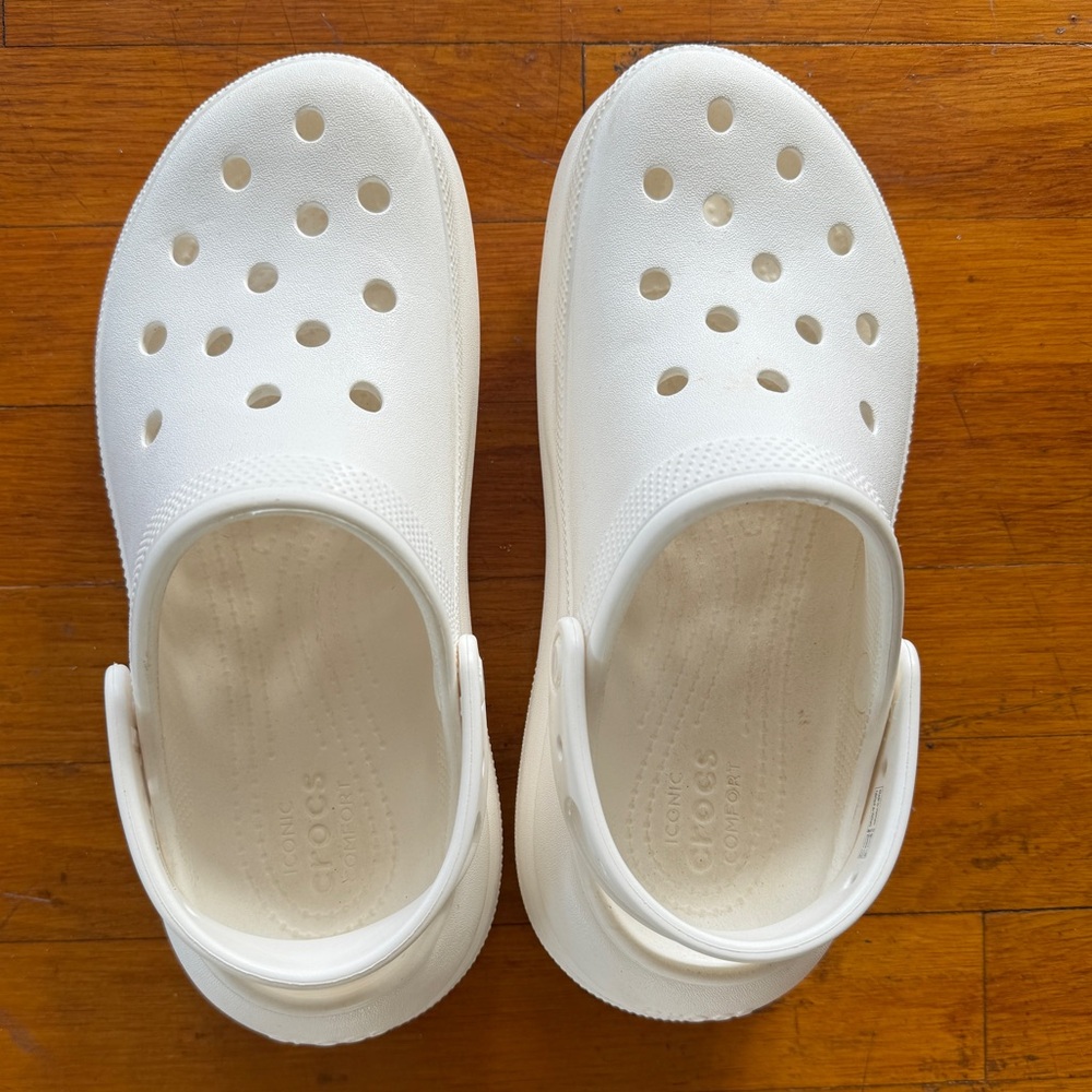 White Crocs! Size M6 or W8.